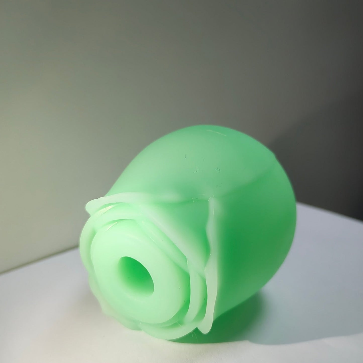 Clitoral Massage Rose Vibrator Sucker Glow in the Dark Luminous Suction Stimulating Toy for Women Couple